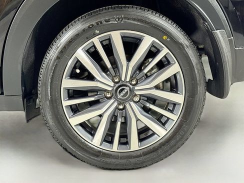 Used 2023 Nissan Kicks SV FWD image 9