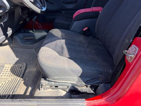 Used 2004 Jeep Wrangler 2dr Unlimited 4WD w/ Convenience Group image 20