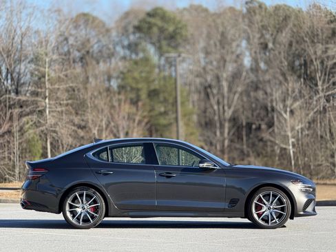 Used 2025 Genesis G70 2.5T image 11