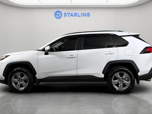 Used 2025 Toyota RAV4 XLE w/ Convenience Package FWD image 3