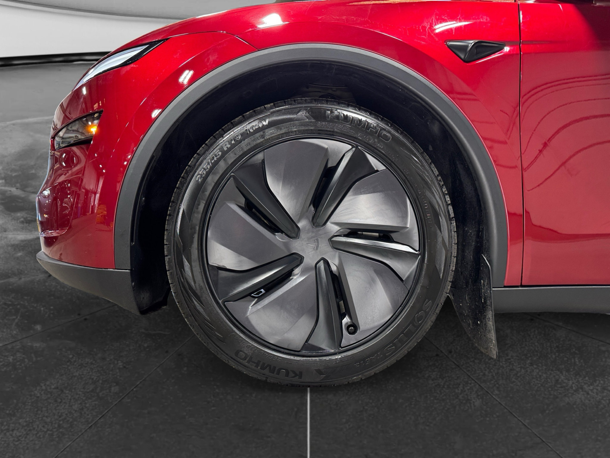 Used 2026 Tesla Model Y Long Range AWD/4WD image 30