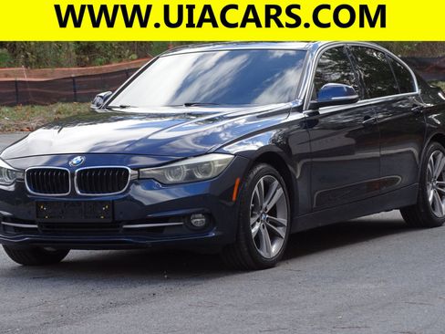 Used 2017 BMW 330i xDrive Sedan image 3