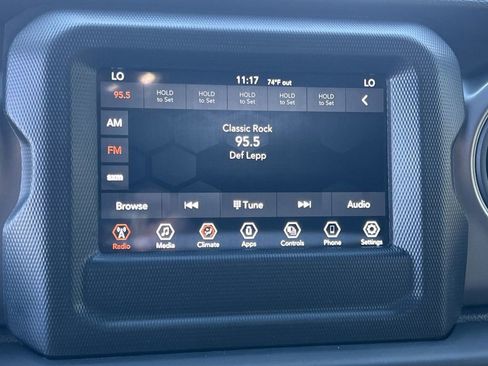 Used 2021 Jeep Wrangler Unlimited Sport image 18