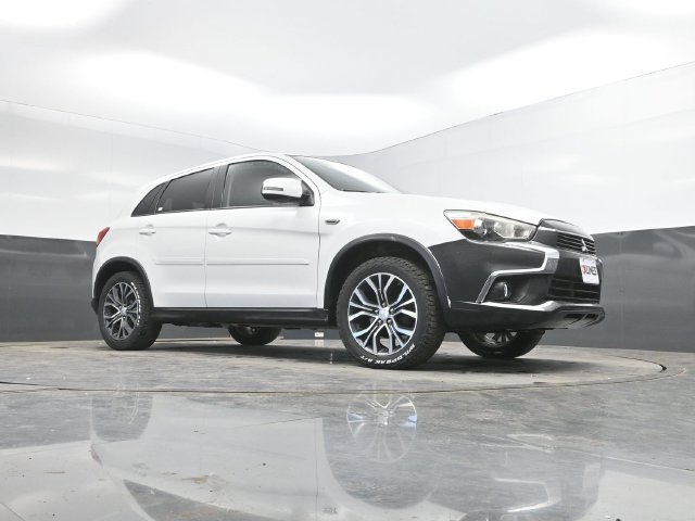 Used 2017 Mitsubishi Outlander Sport AWD image 41