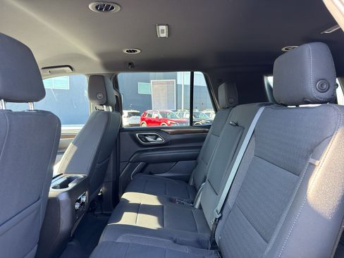 Used 2022 GMC Yukon SLE w/ Gmc Pro Safety Plus Package image 33