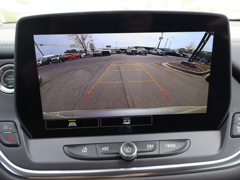 Used 2025 Chevrolet Blazer LT image 26