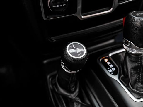 Used 2022 Jeep Gladiator Sport AWD/4WD image 24