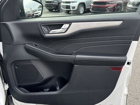 Used 2021 Ford Escape SE w/ Convenience Package image 18