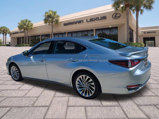 Certified 2022 Lexus ES 300h w/ Luxury Package FWD image 6