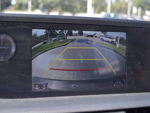 Used 2019 Lexus ES 350 w/ Premium Package FWD image 19