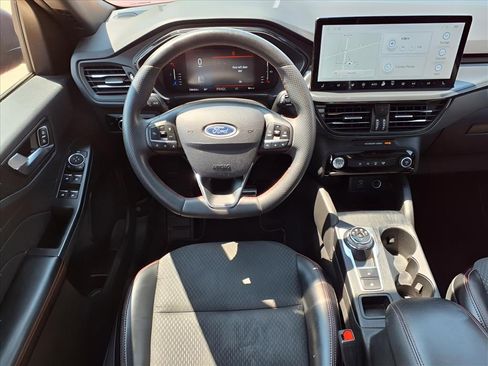 Used 2023 Ford Escape ST-Line w/ Tech Pack #1 image 9