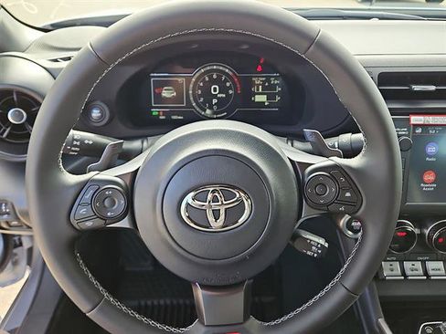 Used 2026 Toyota GR86 Premium image 13