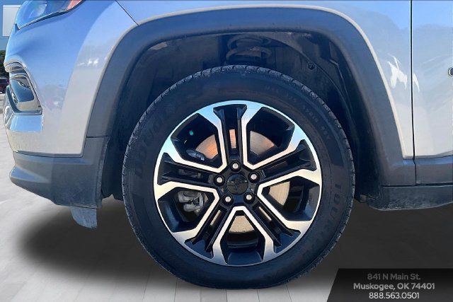 Used 2024 Jeep Compass Limited AWD/4WD image 34