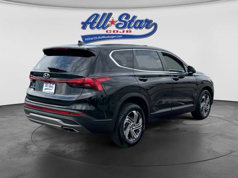 Used 2023 Hyundai Santa Fe SE FWD image 5