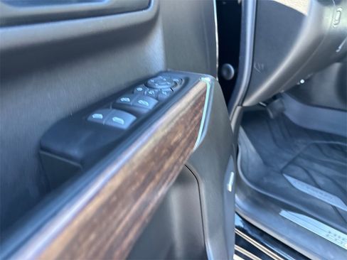 Certified 2022 Chevrolet Silverado 2500 High Country w/ Safety Package II image 22