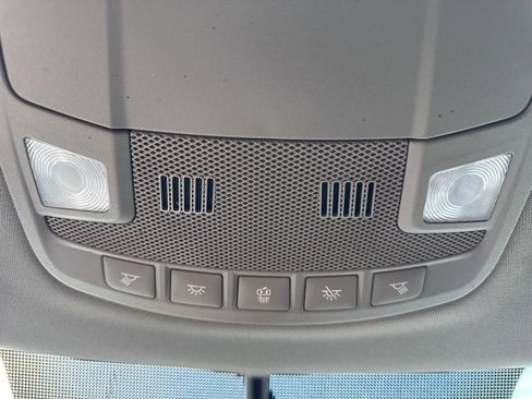 Used 2017 Ford F350 Lariat w/ Chrome Package image 51