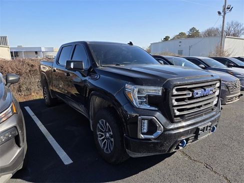 Used 2019 GMC Sierra 1500 AT4 w/ AT4 Premium Package image 3