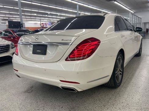 Used 2016 Mercedes-Benz S 550 4MATIC Sedan image 4