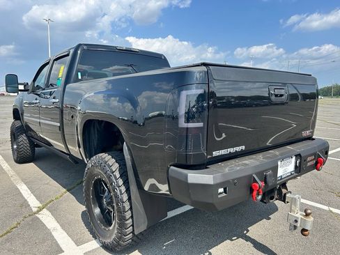 Used 2012 GMC Sierra 2500 Denali AWD/4WD image 3