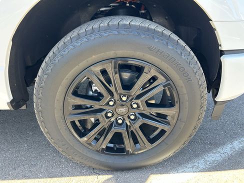 Used 2025 Ford F150 Platinum w/ Equipment Group 702A High AWD/4WD image 9