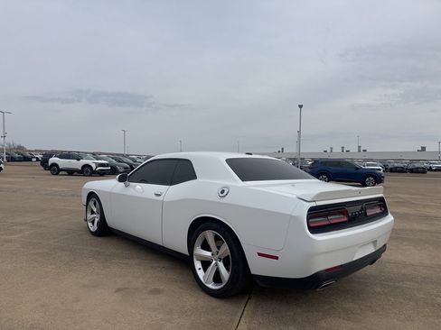 Used 2022 Dodge Challenger GT image 16