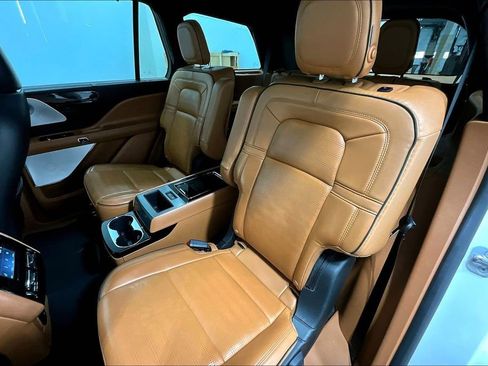Used 2020 Lincoln Aviator Black Label Grand Touring w/ Class IV Trailer Tow Package AWD/4WD image 32