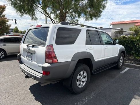 Used 2003 Toyota 4Runner SR5 RWD image 11
