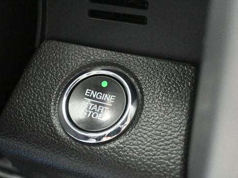 Used 2019 Ford F150 Platinum w/ Equipment Group 701A Luxury image 25