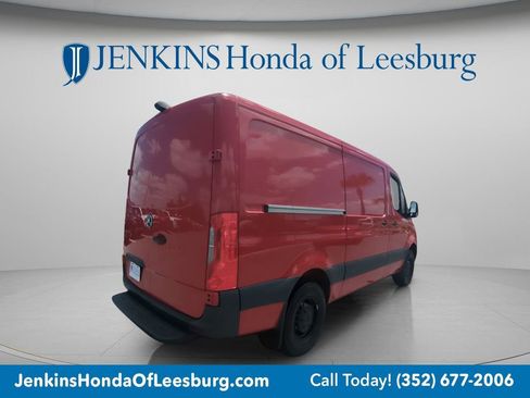 Used 2024 Mercedes-Benz Sprinter 2500 image 4