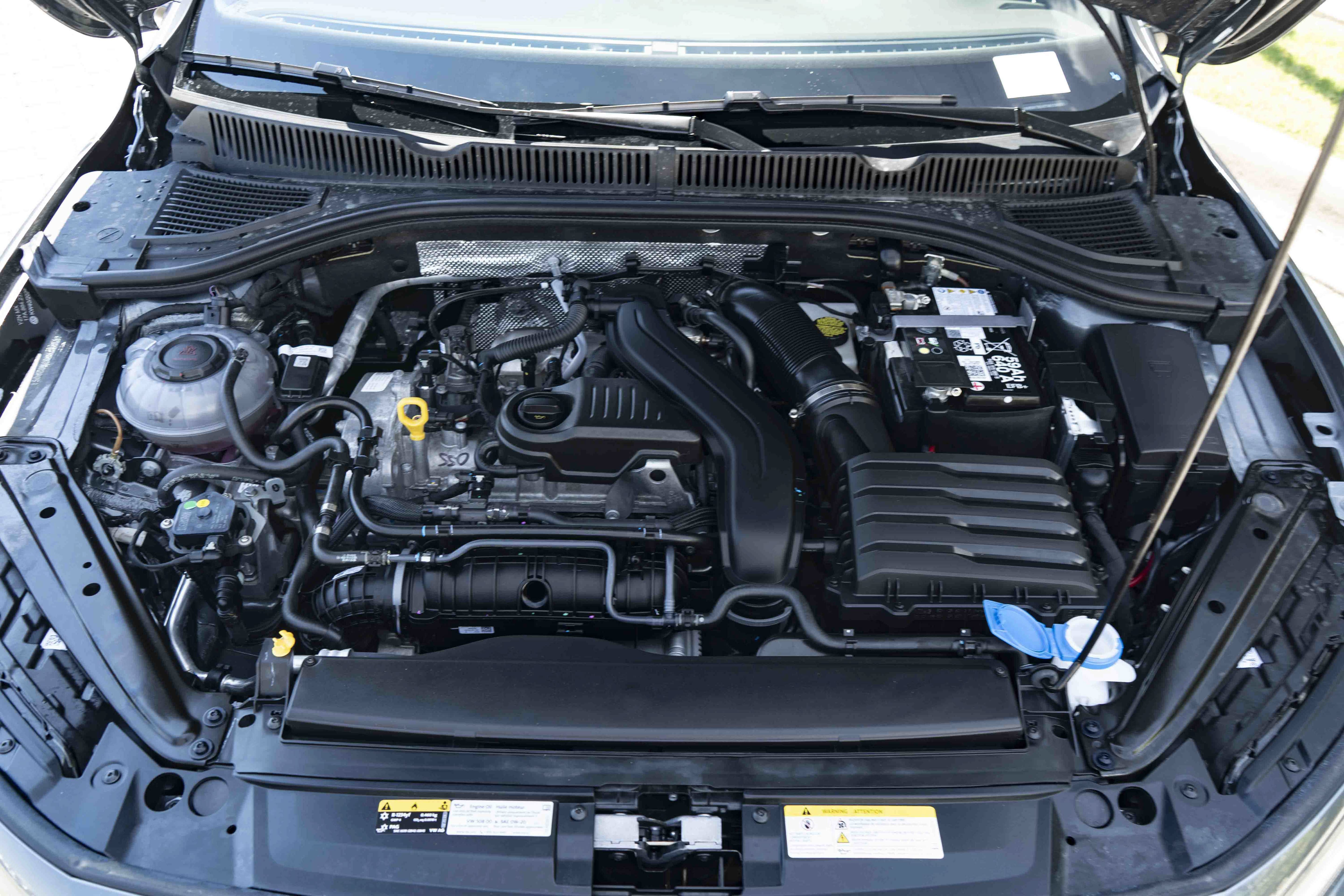 Used 2026 Volkswagen Jetta Sport FWD image 39