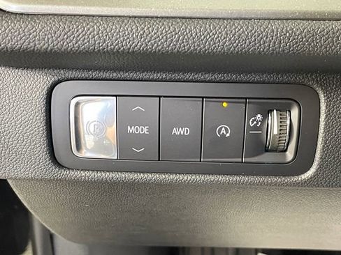 New 2026 Chevrolet Traverse LT w/ Driver Confidence Package image 12