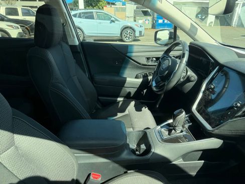 Used 2021 Subaru Outback Premium w/ Popular Package #1 image 5