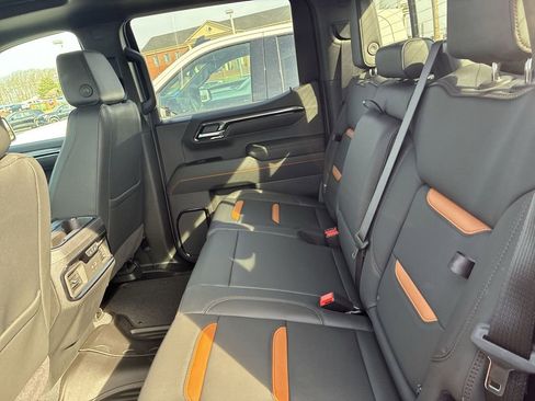 New 2026 GMC Sierra 1500 AT4 w/ AT4 Premium Package AWD/4WD image 20
