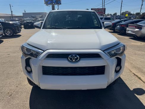Used 2019 Toyota 4Runner SR5 Premium image 8