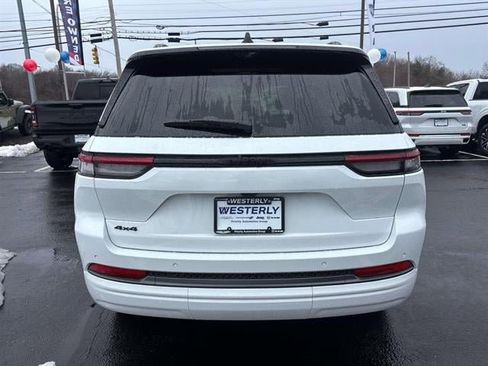 New 2026 Jeep Grand Cherokee Limited AWD/4WD image 3