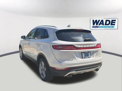 Used 2017 Lincoln MKC Premiere FWD image 7