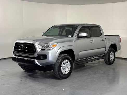 Used 2023 Toyota Tacoma SR w/ SR Convenience Package image 3