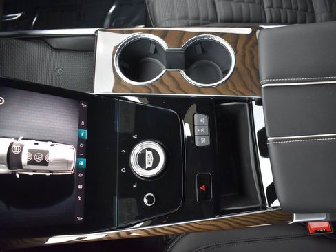 Certified 2026 Cadillac Escalade Platinum Sport w/ LPO, ONYX Package image 22