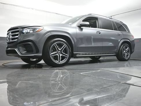 Certified 2026 Mercedes-Benz GLS 450 4MATIC image 36