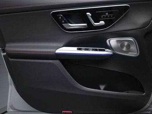 New 2026 Mercedes-Benz GLC 43 AMG 4MATIC Coupe image 21