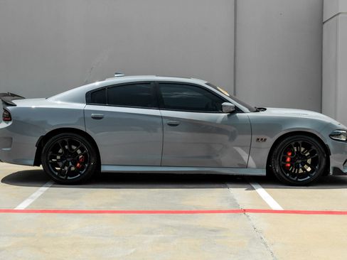 Used 2021 Dodge Charger Scat Pack w/ Plus Group RWD image 8