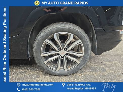 Used 2018 GMC Terrain Denali w/ Advanced Safety Package AWD/4WD image 30