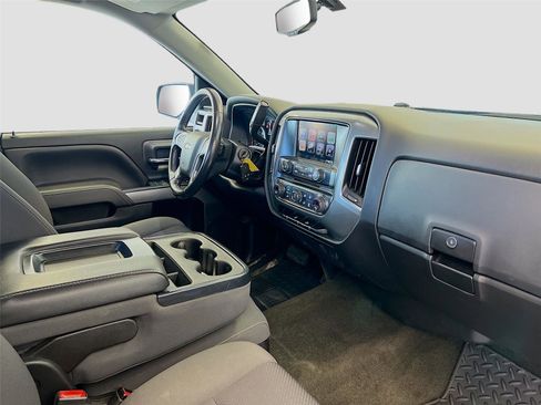 Used 2018 Chevrolet Silverado 1500 LT w/ All Star Edition image 26
