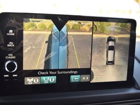 New 2025 Honda Pilot TrailSport image 17