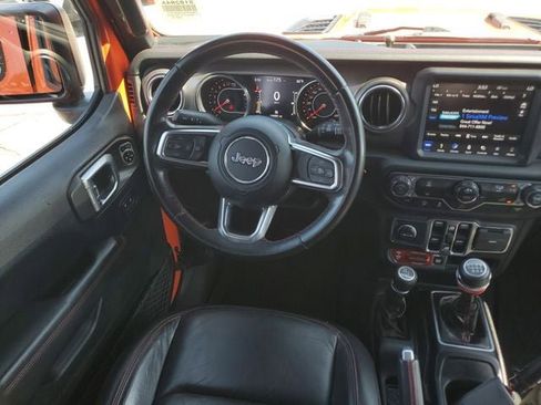 Certified 2018 Jeep Wrangler Unlimited Rubicon w/ Dual Top Group AWD/4WD image 15