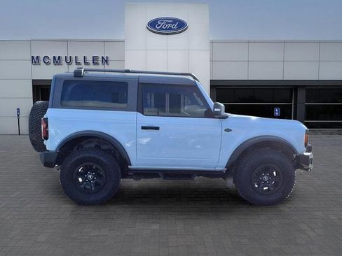 Certified 2023 Ford Bronco Wildtrak image 6