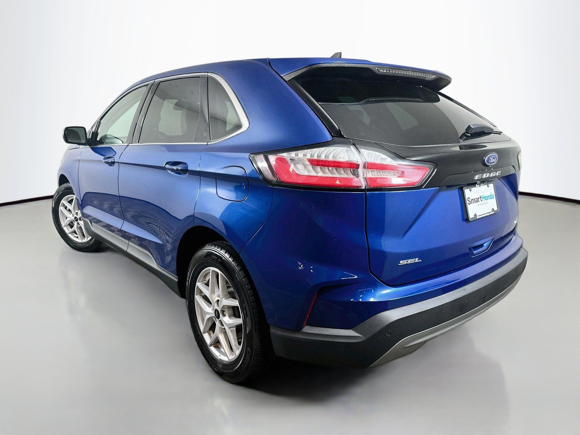 Used 2024 Ford Edge SEL AWD/4WD image 5