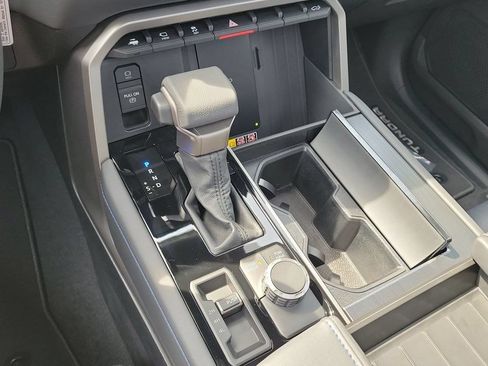 New 2026 Toyota Tundra Platinum AWD/4WD image 18