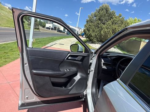Used 2024 Mitsubishi Outlander SE AWD/4WD image 10