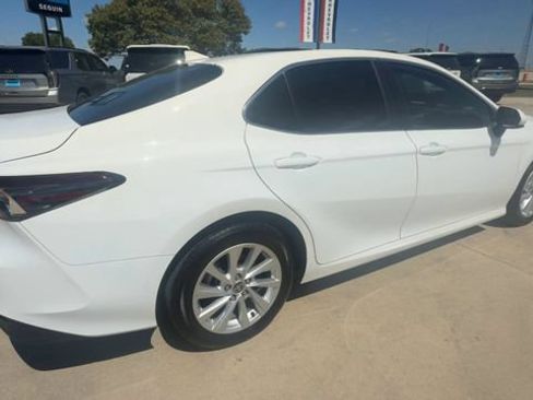 Used 2024 Toyota Camry LE AWD/4WD image 8